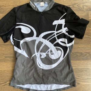 Women’s cycling top